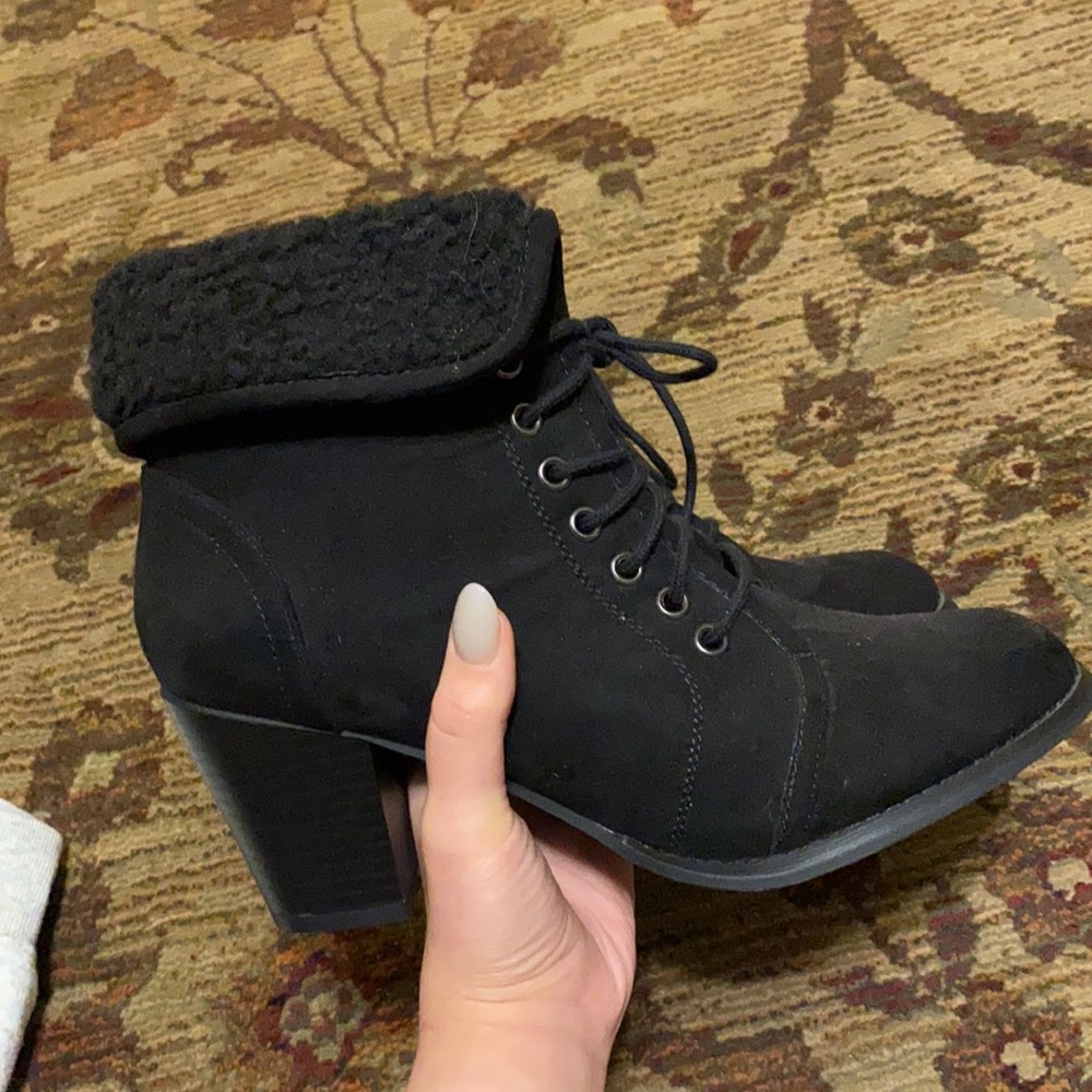 Fold over, Black suede, Fur cuff Booties, size 8